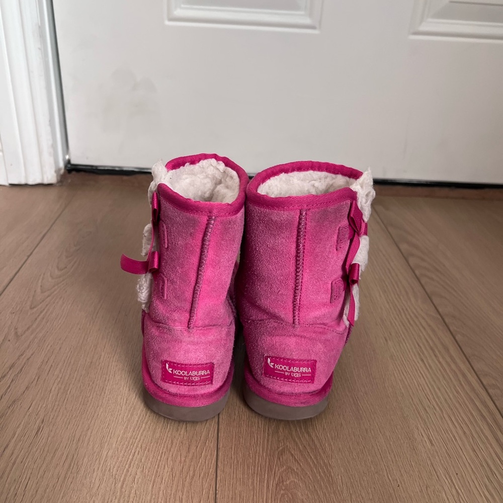 Koolaburra Kids Pink Shearling Bow Boots